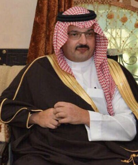 "الصحة" تنفي تدخّل أمير عسير بقضية الطبيب الفرنسي.. والمريضة: وعدني بحلّ