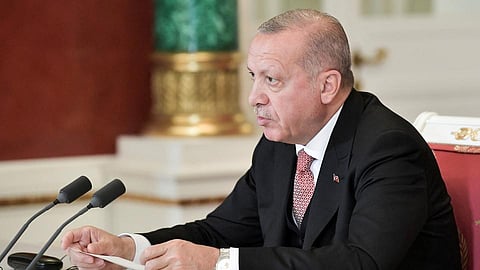 سجلات تنصّت سرية تكشف ما يخفيه "أردوغان" عن العالم