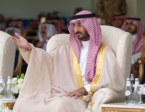 وزير الحرس الوطني يرعى حفل تخريج دورة تأهيل الضباط الجامعيين الـ٣٠ والدفعة الـ٣٥ من طلبة كلية الملك خالد العسكرية