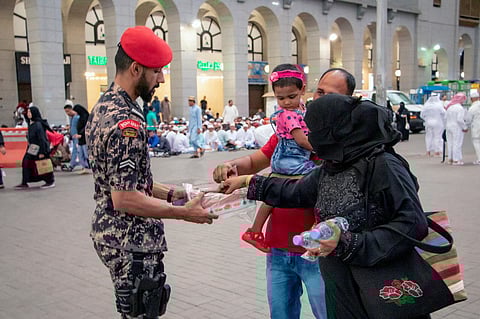 "أمن المنشآت" تقيم مائدة إفطار صدقة عن شهداء الواجب بالحرم المدني