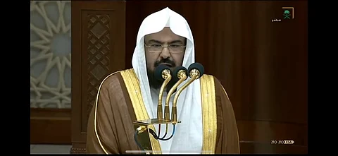 "السديس" يدعو قاصدي بيت الله الحرام لإنجاح قمم مكة الثلاث