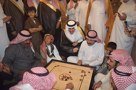 مهرجان عيد تيماء يعيد لعبة الطيبين للواجهة.. مقطار وكيرم