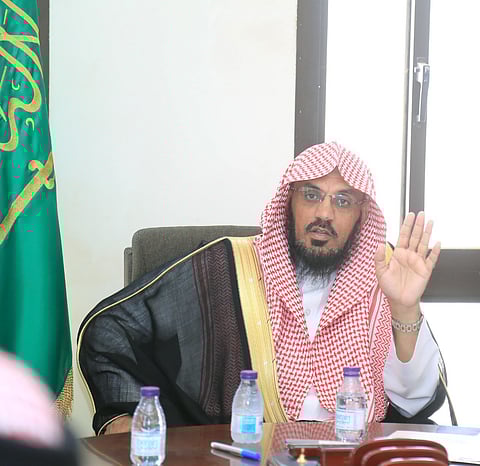 مدير الشؤون الإسلامية بالقصيم يتفقد إدارتي المساجد والصيانة ببريدة