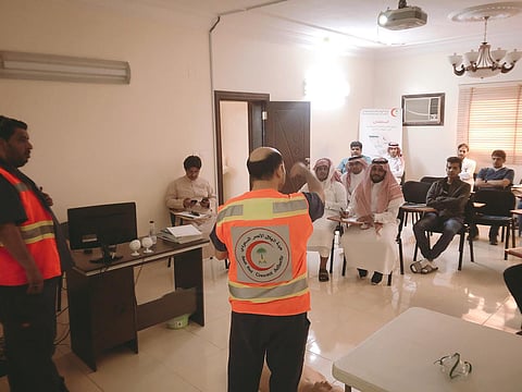 "هلال الباحة" ينفذ دورة ببرنامج الأمير نايف فى الإسعافات الأولية