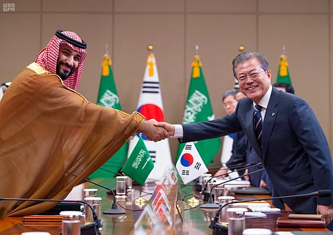 ولي العهد ورئيس كوريا الجنوبية عام 2019