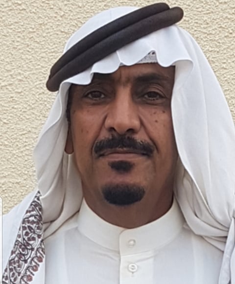 شاعر المحاورة "بن طمحي" يروي لـ"سبق" تفاصيل تعرضه لحادث مروري