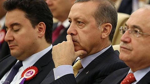 مركب "أردوغان" تغرق بتخلي رفاقه.. ورقة التوت تسقط!