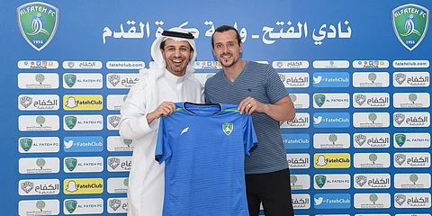 "الفتح" يشتري عقد اللاعب الأورغوياني ماتياس آغوريغاري لمدة سنتين