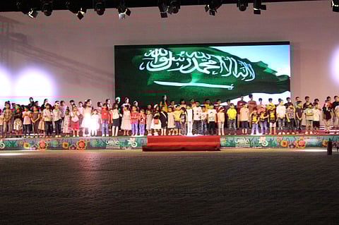 خلال 3 أيام .. مهرجان الورد والفاكهة بتبوك يجتذب 80 ألف زائر