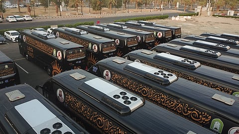 "الشؤون الإسلامية" تسخّر أسطولاً من الحافلات الحديثة لتنقلات ضيوف خادم الحرمين