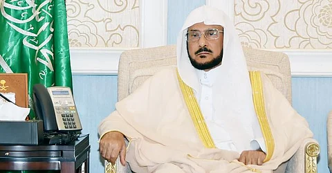 وزير الشؤون الإسلامية معلقًا: "الفيديو عفوي.. وقلبي ليس حجرًا"