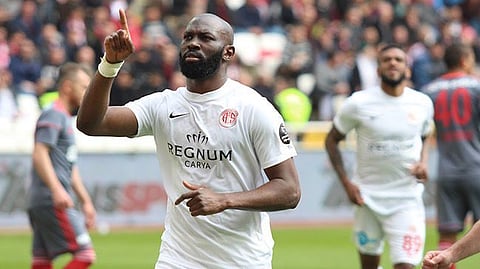 السنغالي "دوكارا" يقود هجوم الاتفاق لمدة موسمين