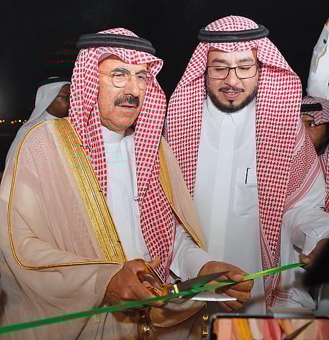 شاهد.. "العنقري" يدشن مهرجان "ترفيه إسكان الحرس الوطني2" بالرياض