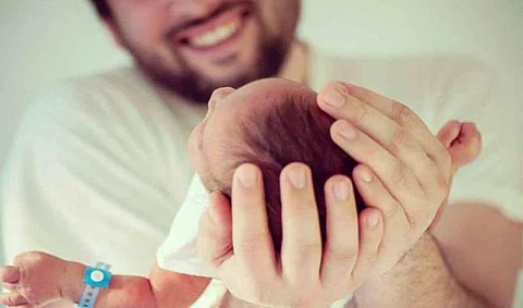 "الخدمة المدنية": إجازة ٣ أيام للموظف عندما يُرزق بمولود