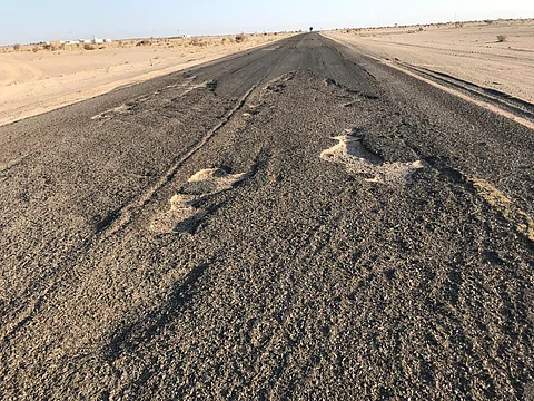 الطائف.. مرتادو طريق "النصائف" إلى "حيلان" يشتكون رداءته وتهالكه