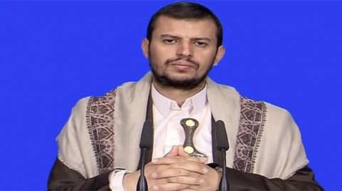 بعد زرع "الطائفية" في الكتب.. الحوثيون يفرضون "قسم الولاية" على الطلاب كل صباح