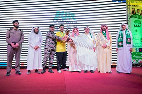 عرضة وفلكلور.. شاهد كيف احتفلت سجون عنيزة والرس مع نزلائها بيوم الوطن