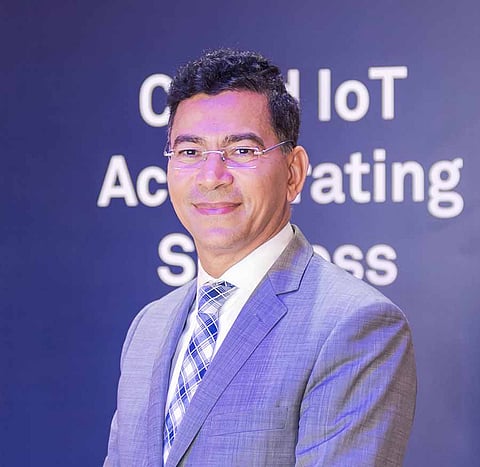 "الشيمي": الذكاء الاصطناعي والهواتف الذكية تقنيات مهمة للتنمية والتطوير