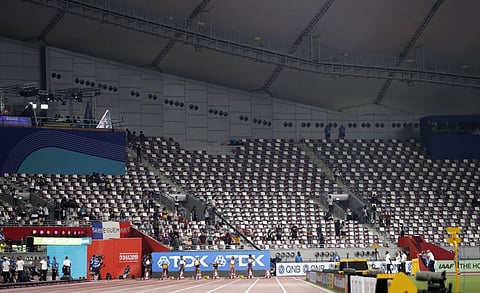 بعد الحضور الشحيح.. قطر تستأجر عمالة إفريقية لملء مدرجات بطولة العالم لألعاب القوى