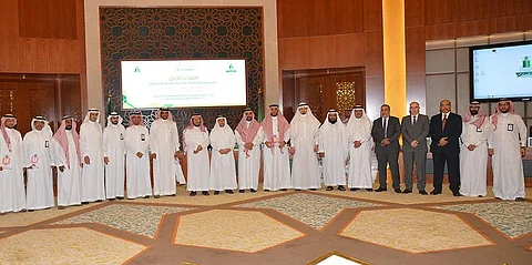 "جامعة المؤسس" تناقش تطوير المناهج ومواءمتها لسوق العمل مع 6 جهات حكومية