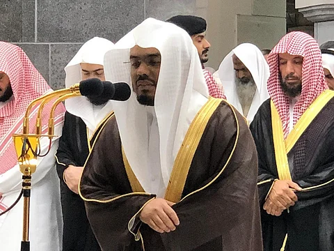 "الدوسري" يرفع الشكر للقيادة بعد تعيينه في إمامة الحرم المكي