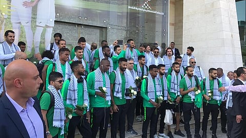 شاهد.. وصول بعثة المنتخب السعودي إلى رام الله