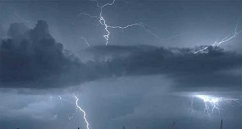 "الأرصاد" تنبّه "المدينة المنوّرة" و"الباحة" من أمطار رعدية