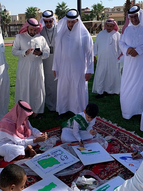 "همة حتى القمة" تستشرف آفاق طلاب الطائف بـ"المرسم الحر"