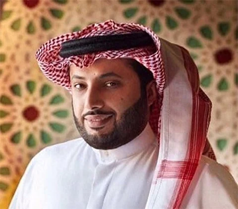 آل الشيخ يتبرع بـ 8 آلاف تذكرة ومبلغ مالي لأسرة الراحل " الشريدة"
