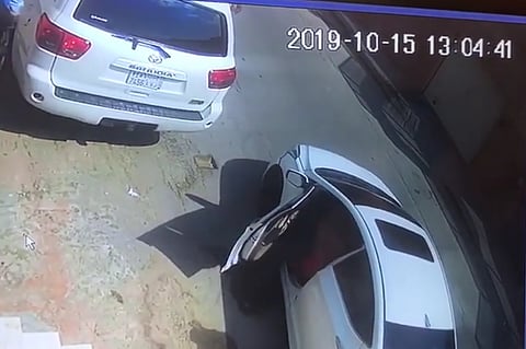 مصادر: الأمن يقبض على أشخاص امتهنوا عمليات السلب تحت تهديد السلاح بالرياض