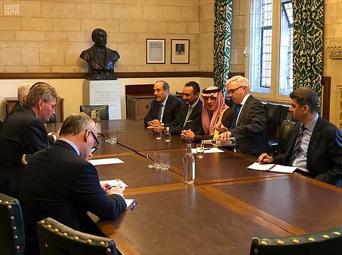 "الجبير" يزور البرلمان البريطاني ويبحث سبل التعاون بين البلدين