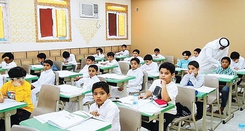 طبّقته وانتقدته ثم تجاهلت أبناءها.. لماذا أبقت "التعليم" "التقويم المستمر" 22 عامًا؟