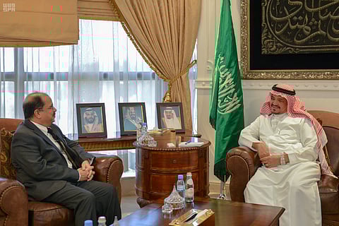 "بنتن" يستعرض شؤون حجاج ومعتمري الهند مع السفير الهندي