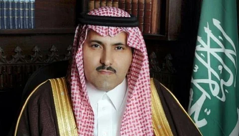 "آل جابر" يلتقي مبعوث السويد باليمن ويناقش معه مستجدات الأوضاع