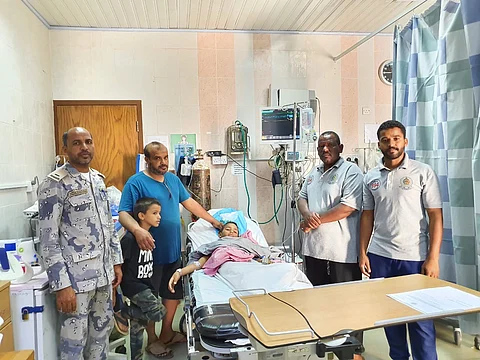 "حرس حدود مكة" يُنقذ طفلاً من الغرق أثناء سباحته بمتنزه حنيش
