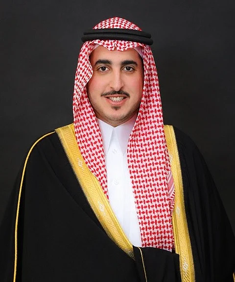 "فيديو الرصف العشوائي" .. أمير الجوف يوجّه بتحقيق عاجل والرفع بالنتائج