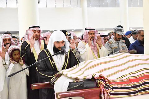 شاهد.. "الودعاني" و"الخبراني" ينضمان لكتيبة شهداء الوطن والجموع تودعهما