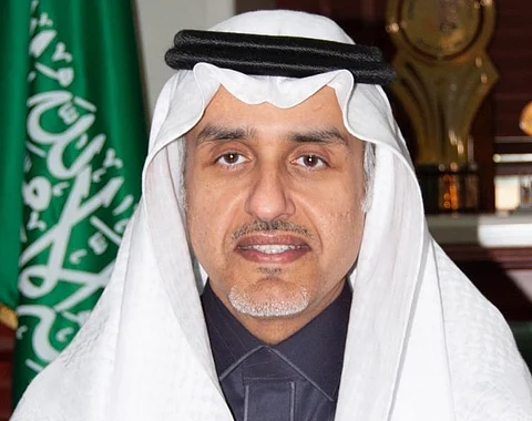 شاهد.. طلاب جامعة الإمام عبدالرحمن يصممون الحدائق من خلال تجربة العالم الافتراضي
