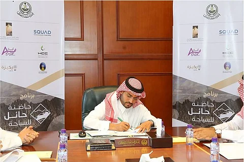 نائب أمير حائل يستنهض أبناء المنطقة لتعزيز السياحة بها