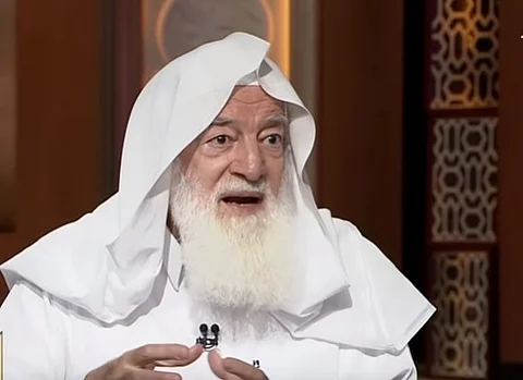 "الحمد" يوضح حقيقة قصة "إسلام الجني البوذي" على يد الشيخ "ابن باز"