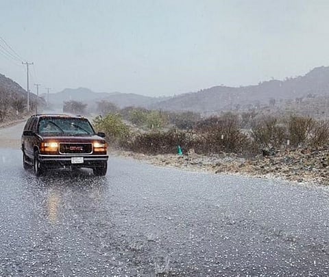 الأرصاد: أمطار متوسطة إلى غزيرة على الطائف