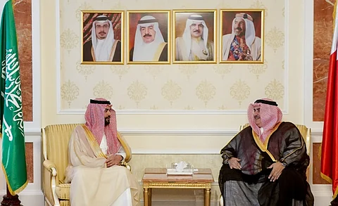 وزير خارجية البحرين يتسلم أوراق اعتماد السفير السعودي "سلطان بن أحمد"