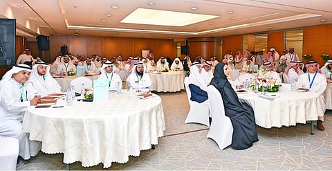 "العاصمي": عدد الموفدين من شاغلي الوظائف التعليمية يتراوح بين 600 إلى 900 سنويًا