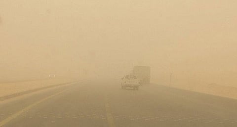 الأرصاد تُنبّه مكة المكرمة والمدينة المنورة من أتربة مثارة