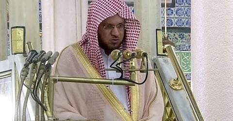 إمام المسجد النبوي: من شعائر الإسلام التحية بذكر اسم السلام