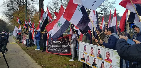 دعمًا لانتفاضة الأحوازيين.. وقفة احتجاجية حاشدة أمام سفارة إيران ببروكسل