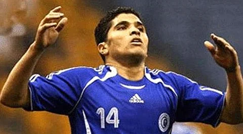 آل الشيخ يعلن إقامة حفل اعتزال للاعب طارق التائب