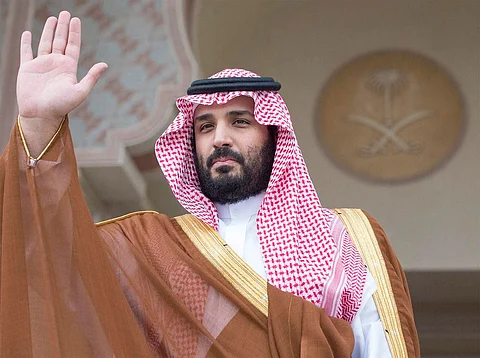 بناءً على توجيه خادم الحرمين.. ولي العهد يغادر إلى الإمارات في زيارة رسمية