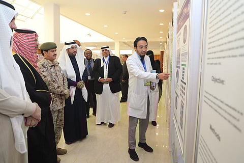 "الزهراني" يفتتح ملتقى الخدمات الطبية بمستشفى "سلمان للقوات المسلحة" بالشمالية