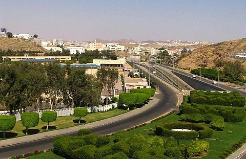 "سبق" تكشف تفاصيل مثيرة لواقعة دهس قبل 43 عاماً.. والمرور يطلق الجاني